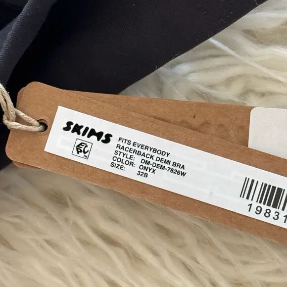 Skims Fits Everybody Racerback Demi Bra Onyx Size 32B - Picture 9 of 9